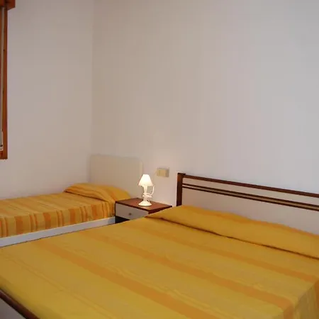 Comfortable Flat With Garden - Beahost Apartment